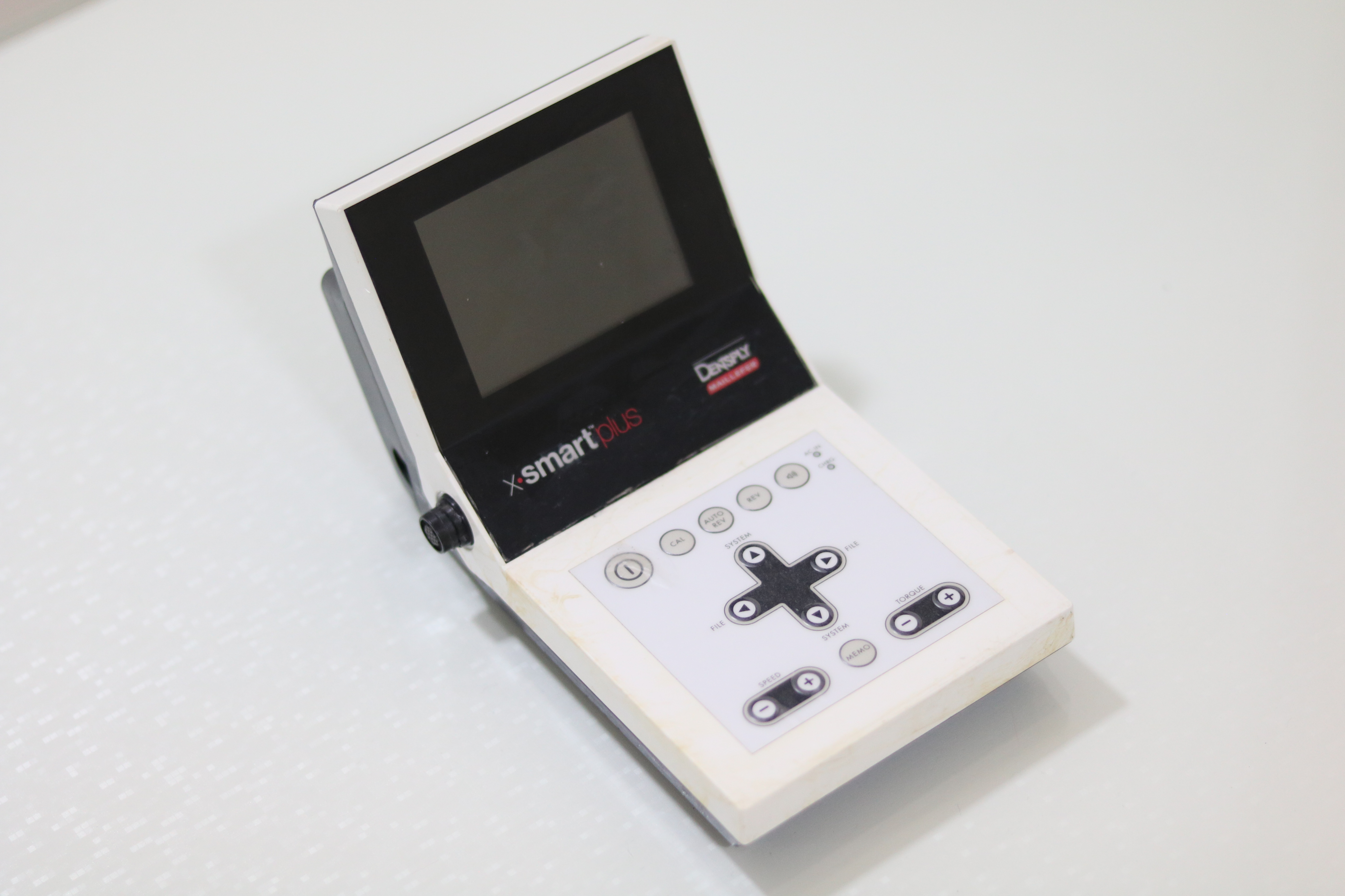 Electric Endomotor for Root Canal Therapy